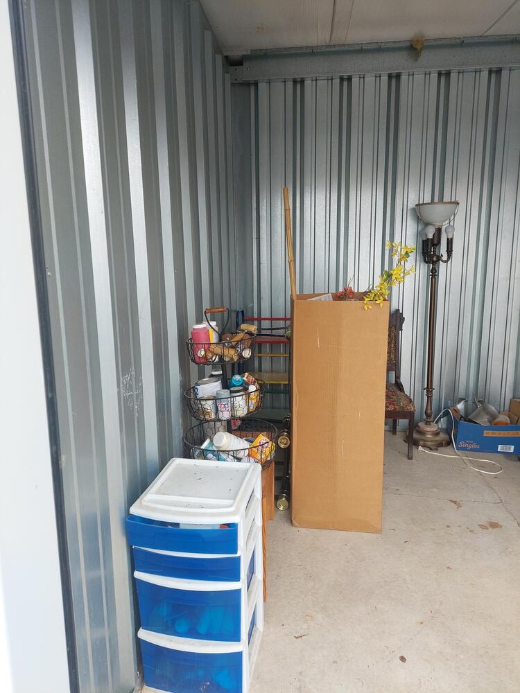 1-800-Self-Storage of Durand  auction IB-5272