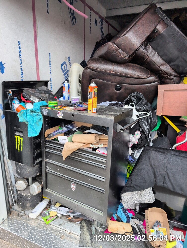 Storage of Barton St  auction IB-4203 20