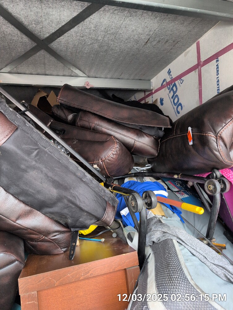 Storage of Barton St  auction IB-4203 80