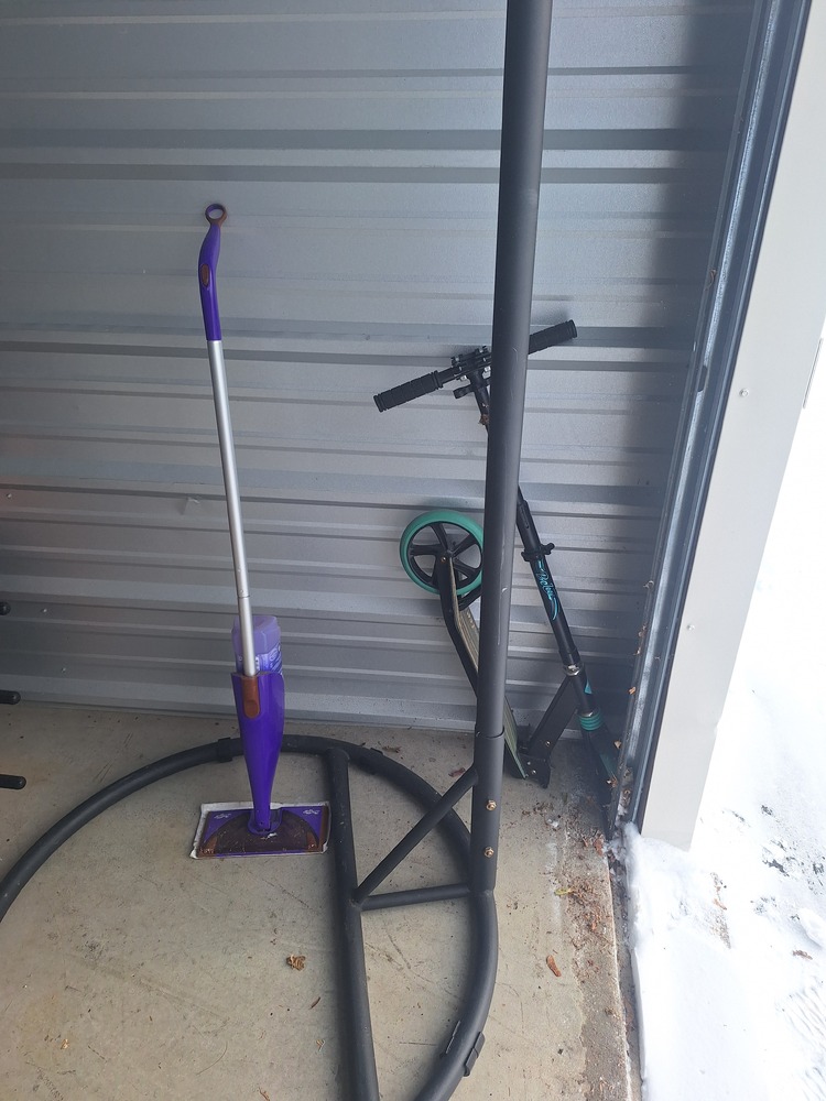 2771 -StorageMart  Wonderland Road North  auction IB-4590 20