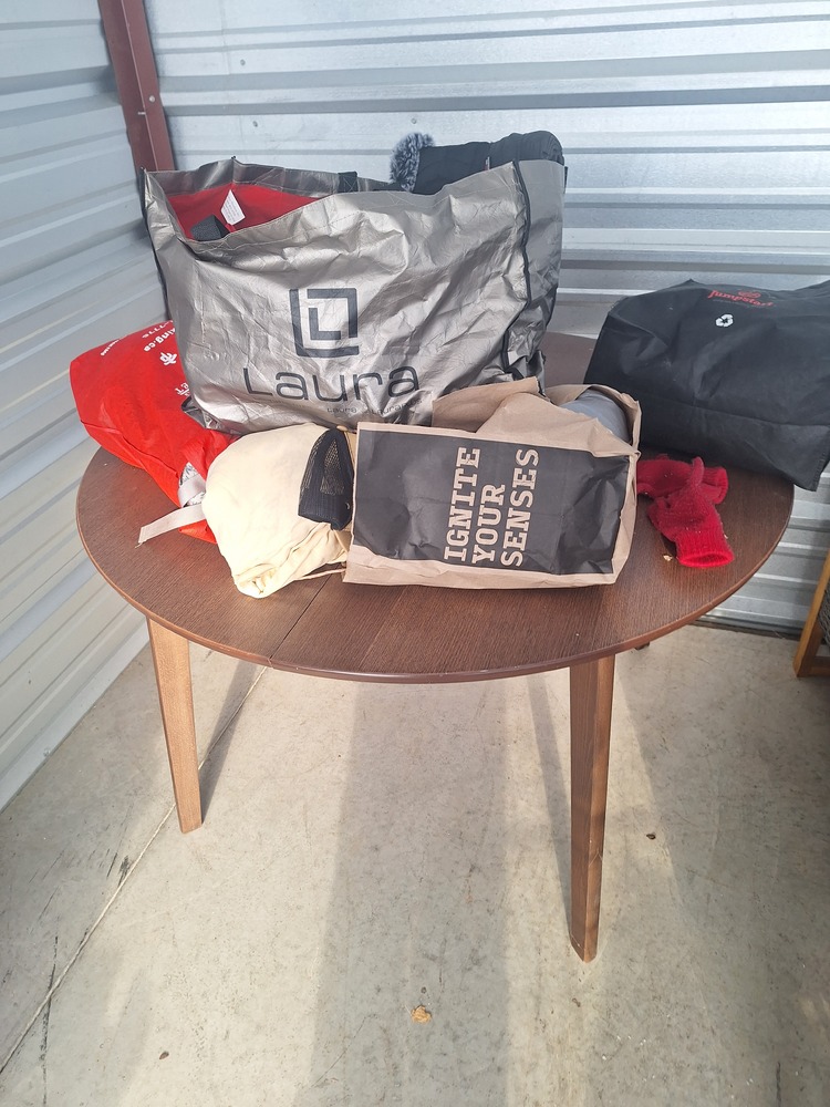 2771 -StorageMart  Wonderland Road North  auction IB-4590 40