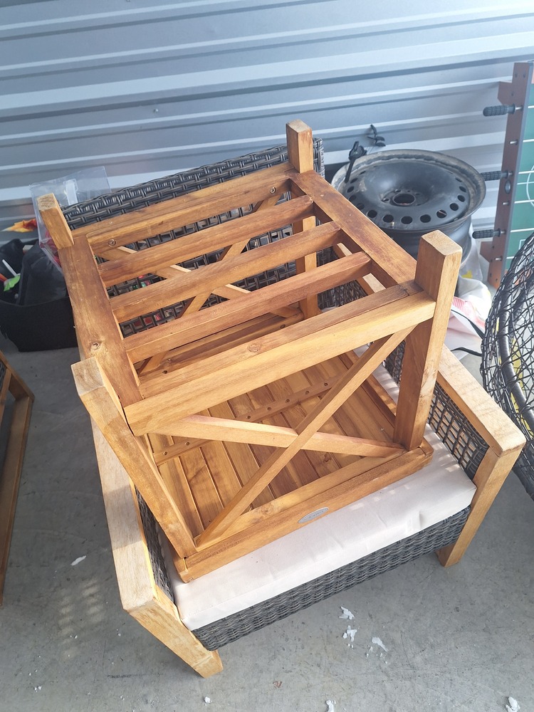 2771 -StorageMart  Wonderland Road North  auction IB-4590 80