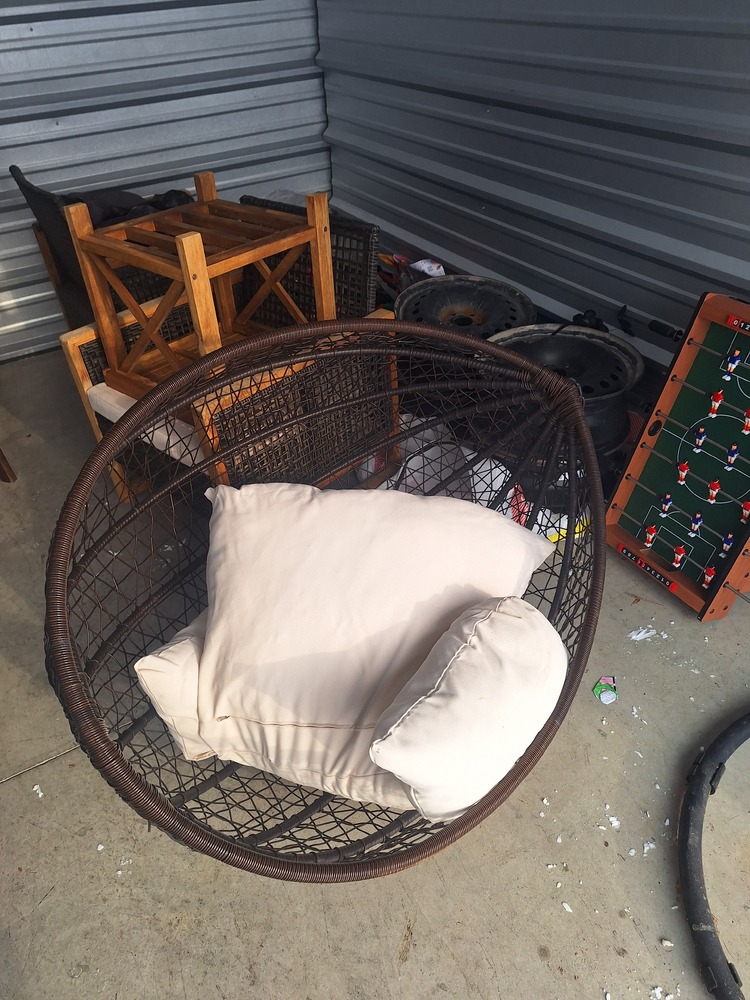 2771 -StorageMart  Wonderland Road North  auction IB-4590 110