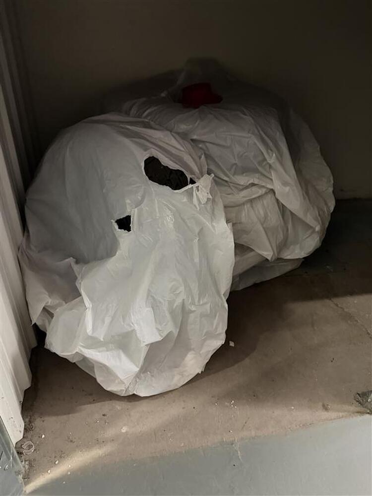 Montreal Mini-Storage - Canal  auction IB-9402