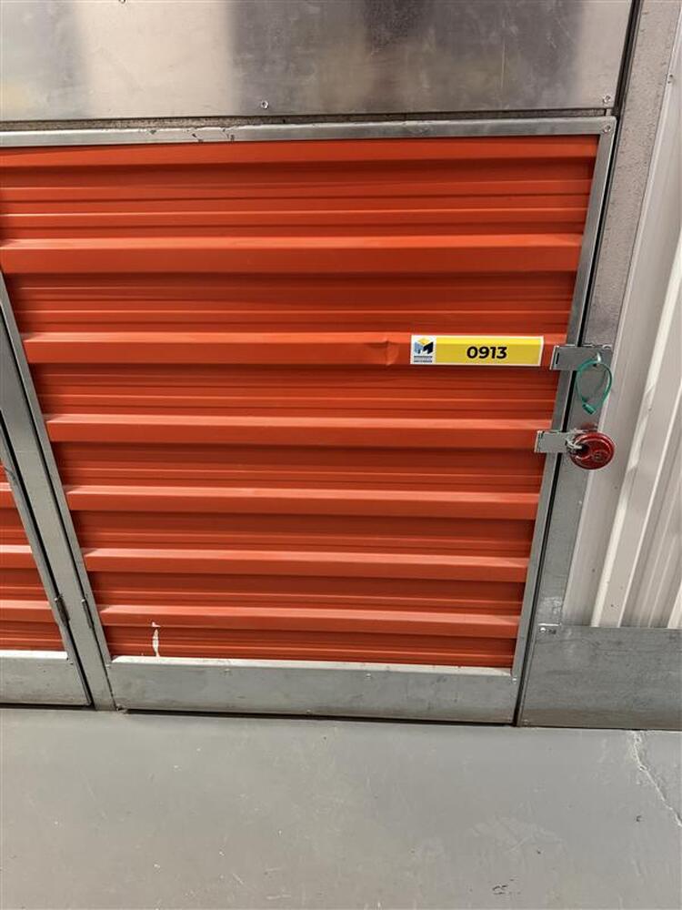 Montreal Mini-Storage - Canal  auction IB-9402 30