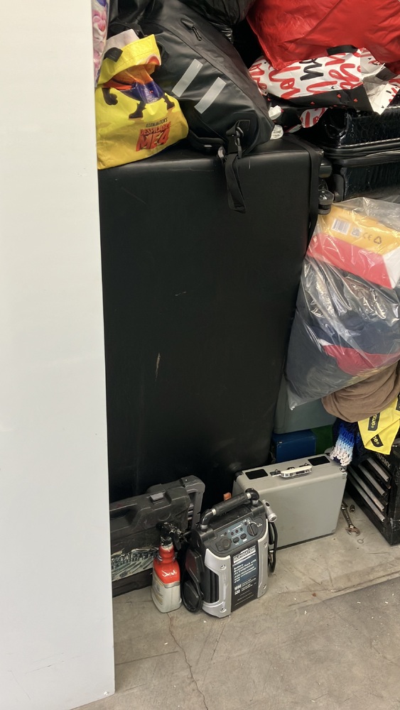 Advanced Self Storage  - New West  auction IB-3234