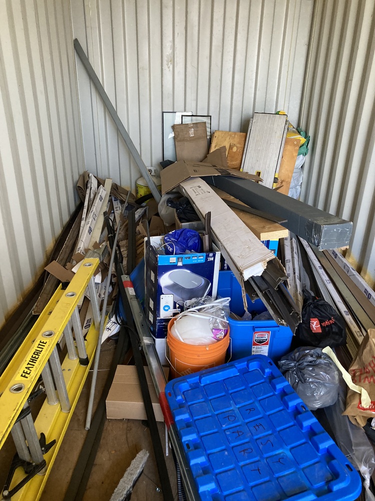 U Need Storage Oakville  auction IB-6070 40