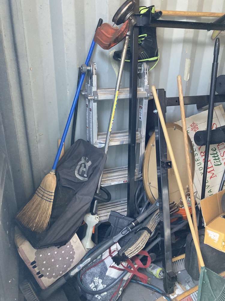 U Need Storage Oakville  auction IB-9969 40