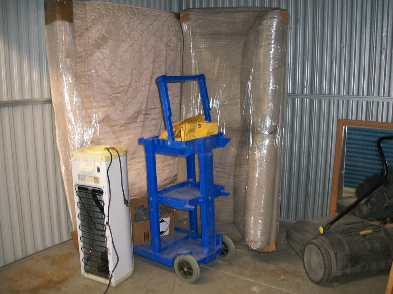 3018 - StorageMart Alden Rd  auction IB-9032 50