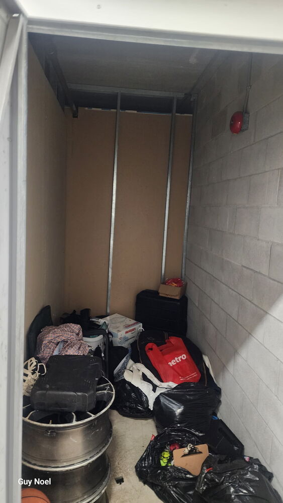 Public Storage P0021 -rue d`Edmonton Gatineau  auction IB-8563 10