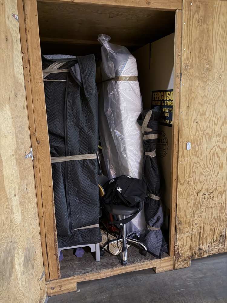 Ferguson Moving North Vancouver  auction IB-4367