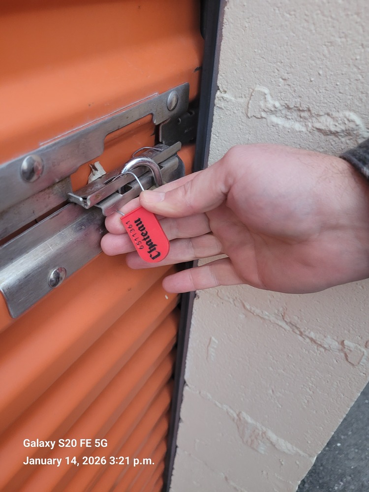 Public Storage P0011 -Queensway E  auction IB-1237