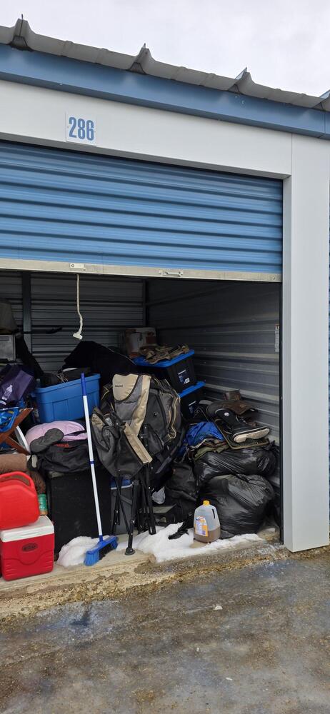 SmartStop Self Storage - 29 McKenzie Cres  auction IB-2012