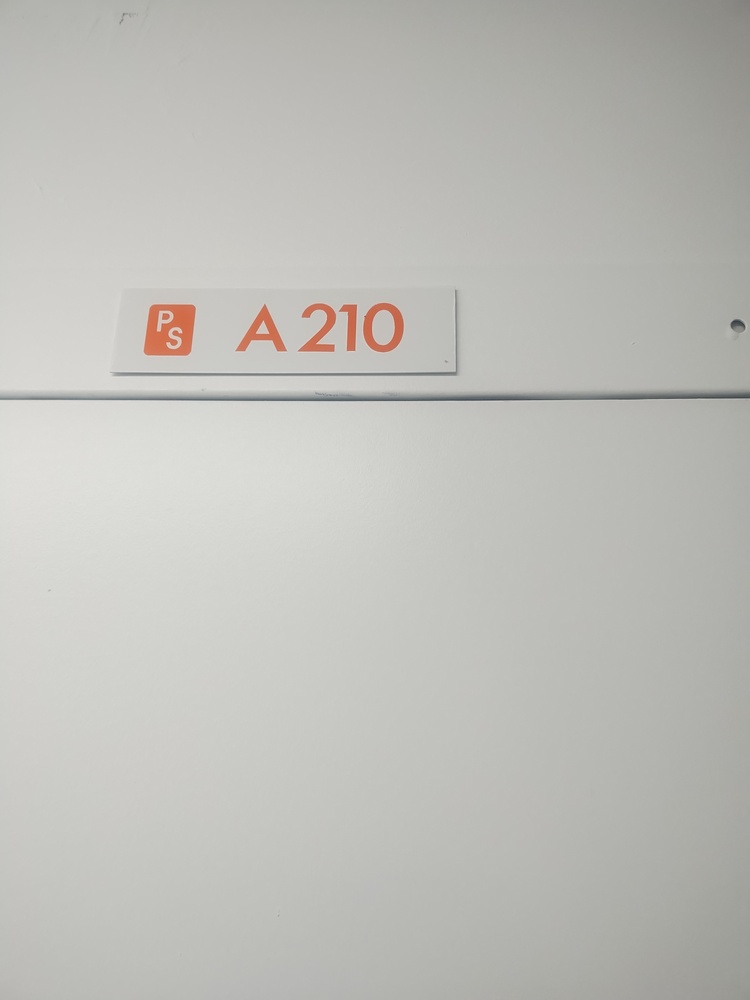 Public Storage P0014 -Queen Elizabeth Blvd  auction IB-8043 10