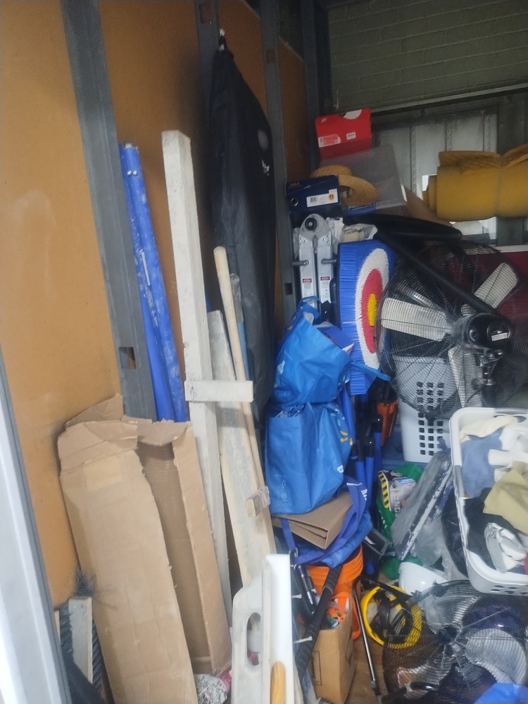 Public Storage P0014 -Queen Elizabeth Blvd  auction IB-8043 40