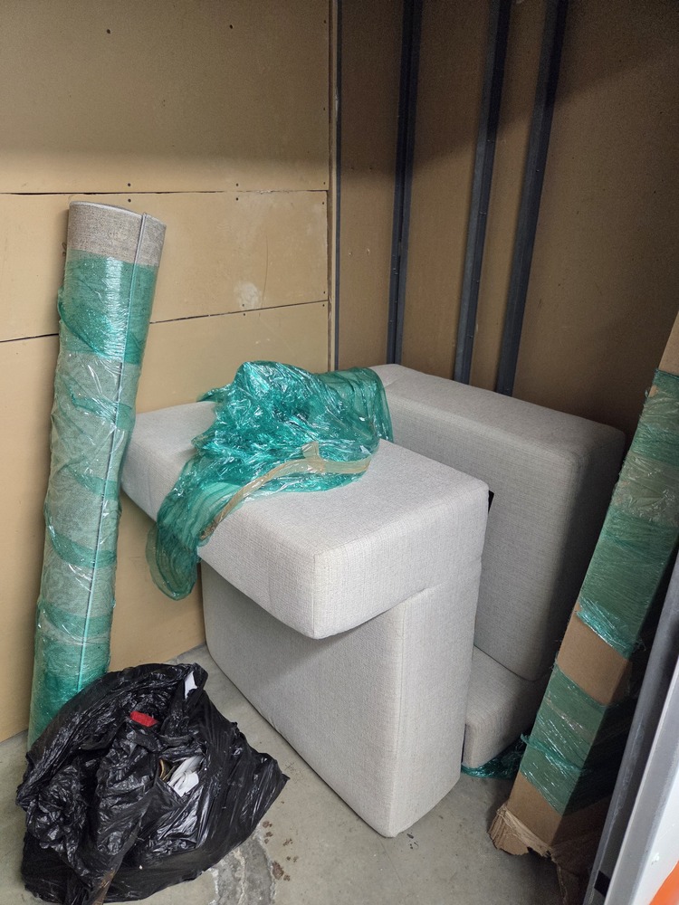 Public Storage P0014 -Queen Elizabeth Blvd  auction IB-4041 50