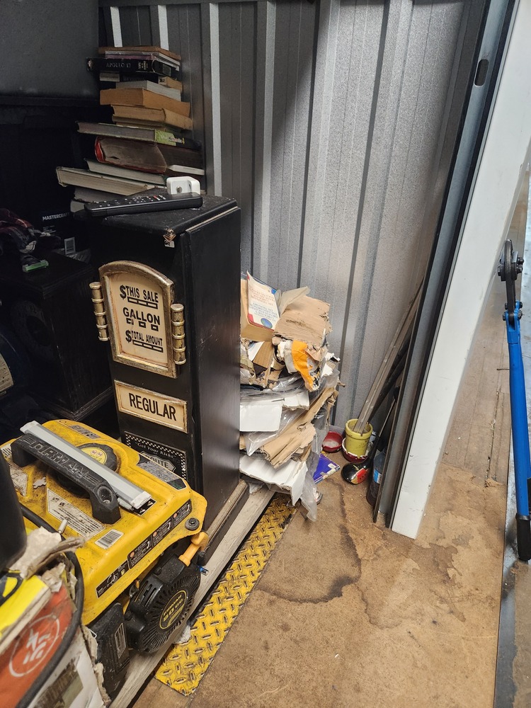 Public Storage P0063 -Hess St  auction IB-4630 60