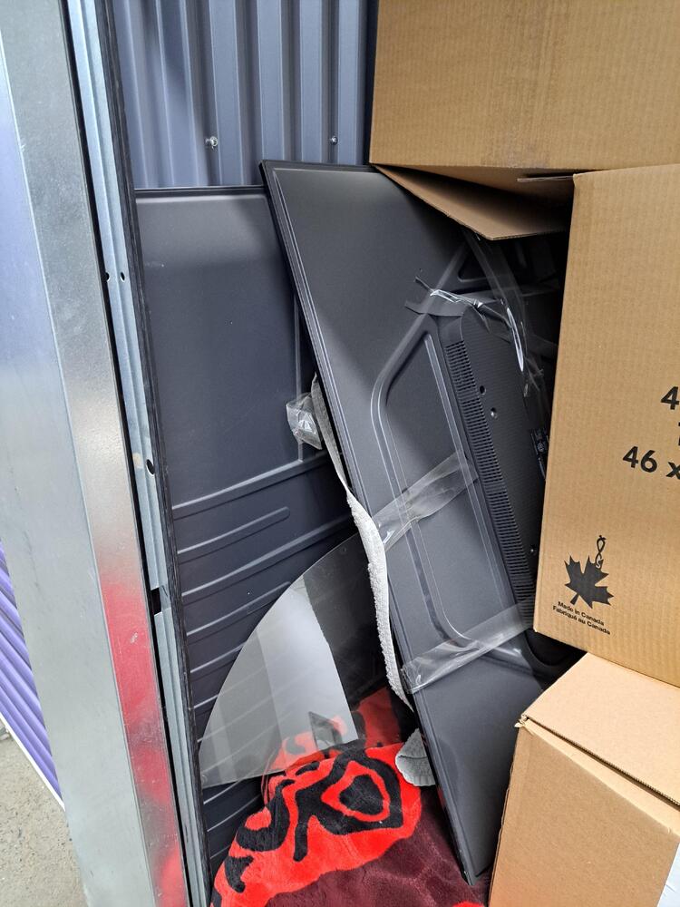 Montreal Mini-Storage - Hodge  auction IB-1740 30