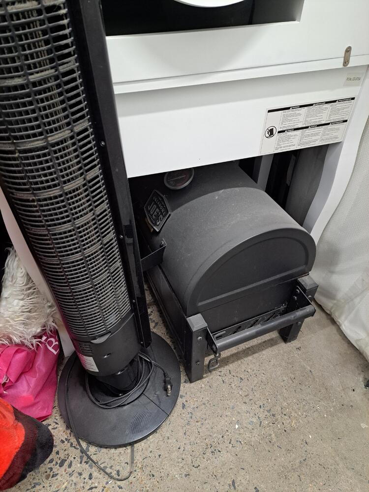 Montreal Mini-Storage - Hodge  auction IB-1740 50