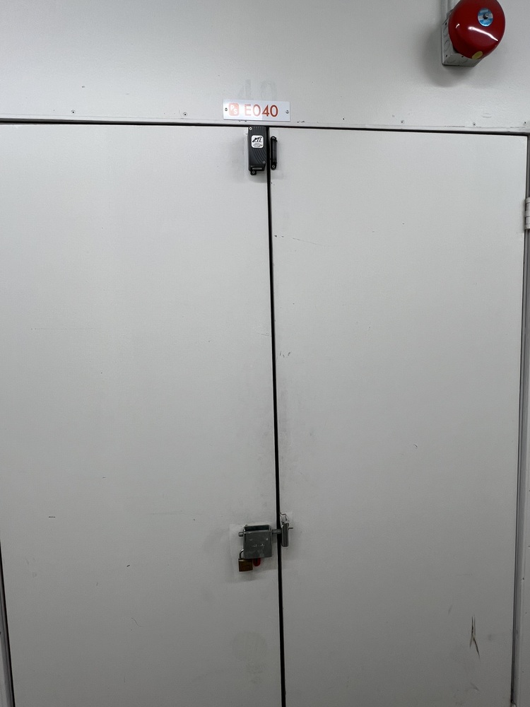 Public Storage P0006 -Greensboro Drive  auction IB-8040