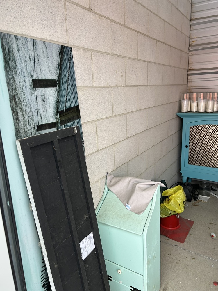 Space at Hand St George  auction IB-6862