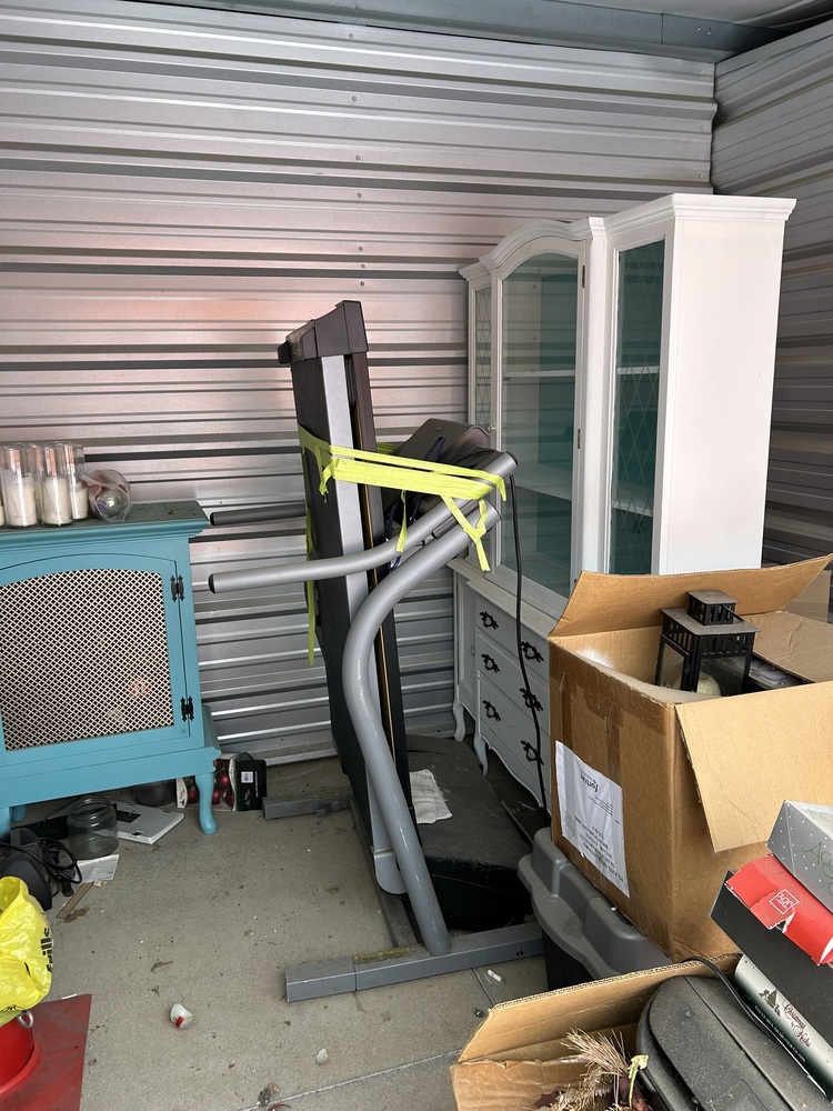 Space at Hand St George  auction IB-6862 20