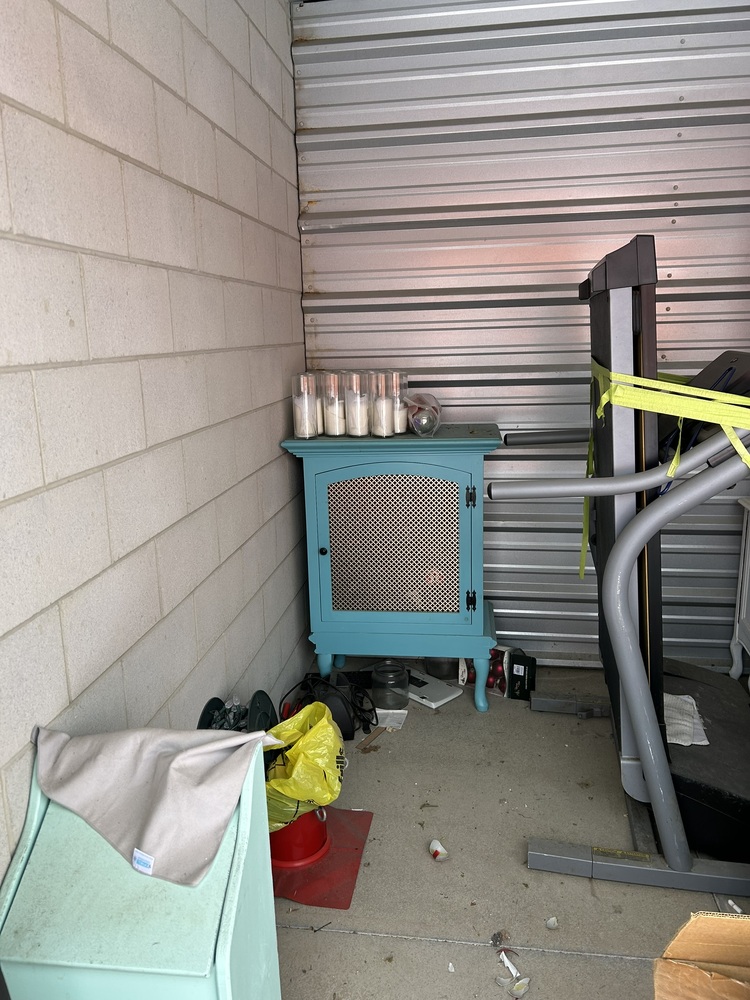 Space at Hand St George  auction IB-6862 10