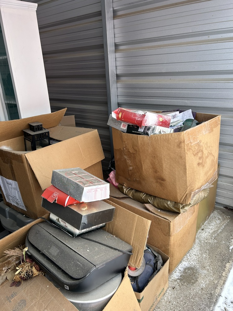 Space at Hand St George  auction IB-6862 30