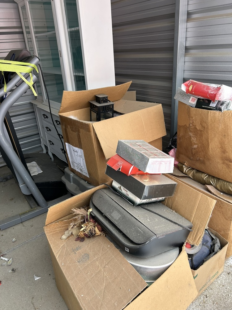 Space at Hand St George  auction IB-6862 40