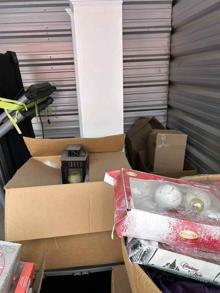 Space at Hand St George  auction IB-6862 50