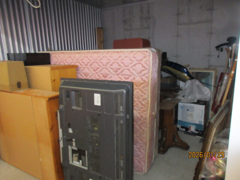 Public Storage P0046 -Estate Dr  auction IB-7255 40
