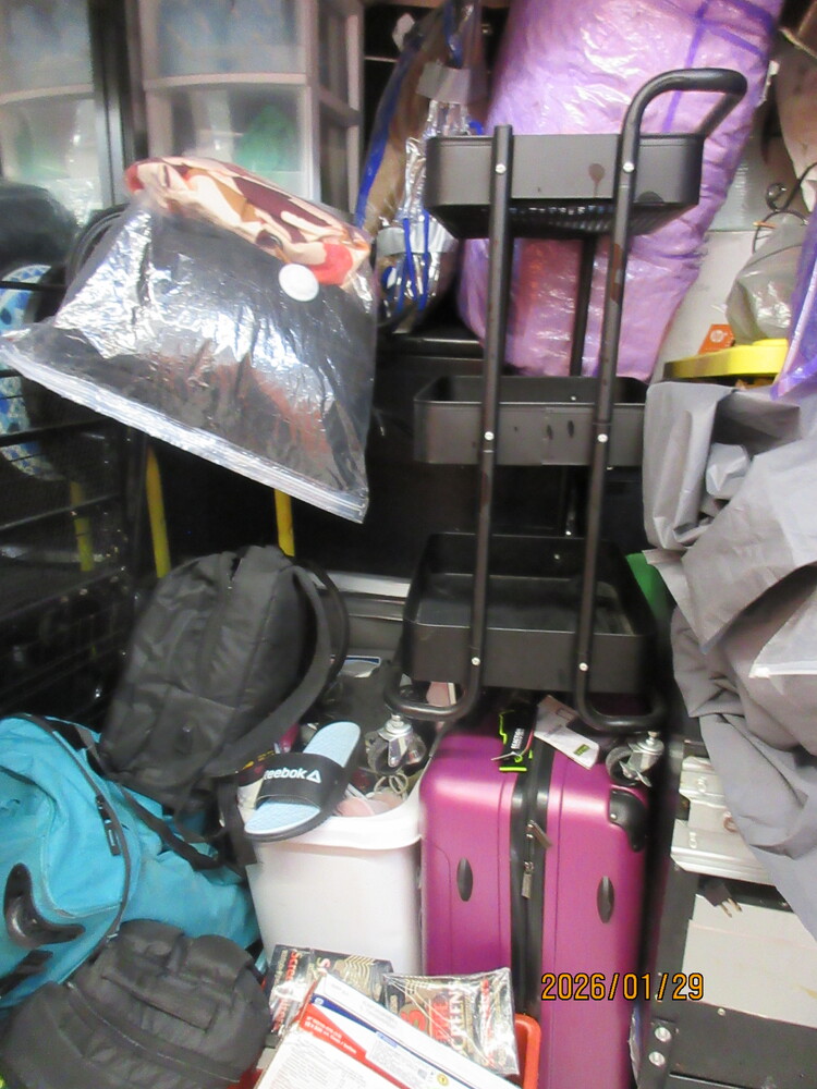 Public Storage P0046 -Estate Dr  auction IB-7295 10