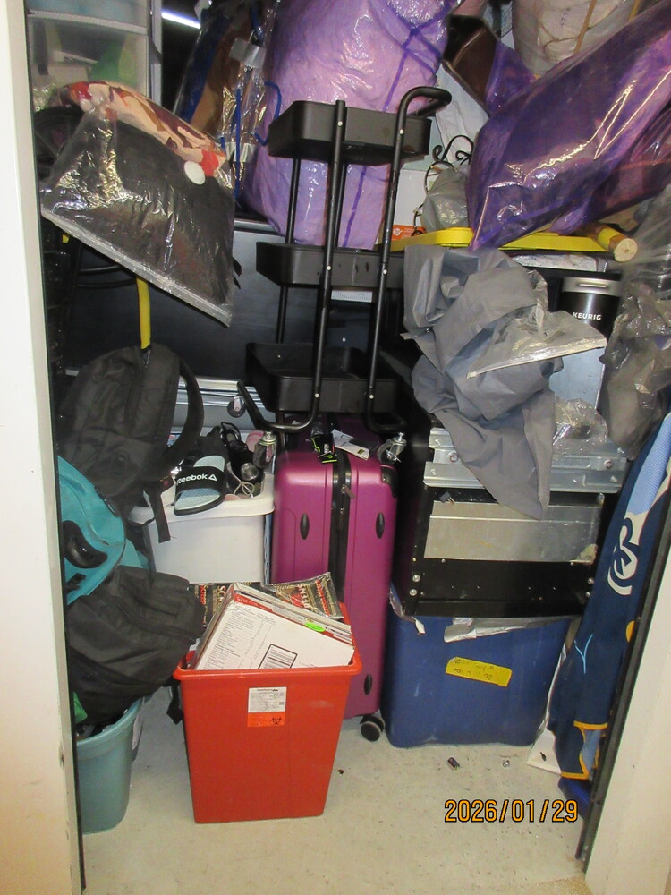 Public Storage P0046 -Estate Dr  auction IB-7295 30