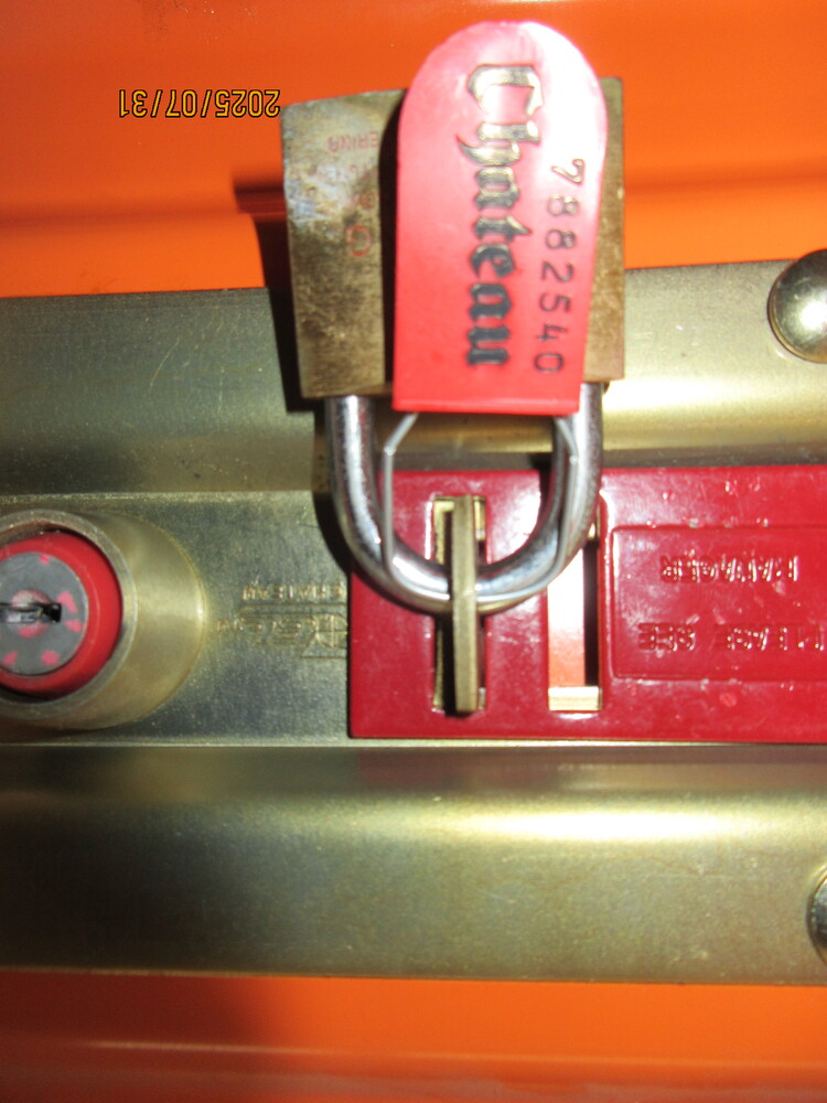 Public Storage P0046 -Estate Dr  auction IB-8723 60