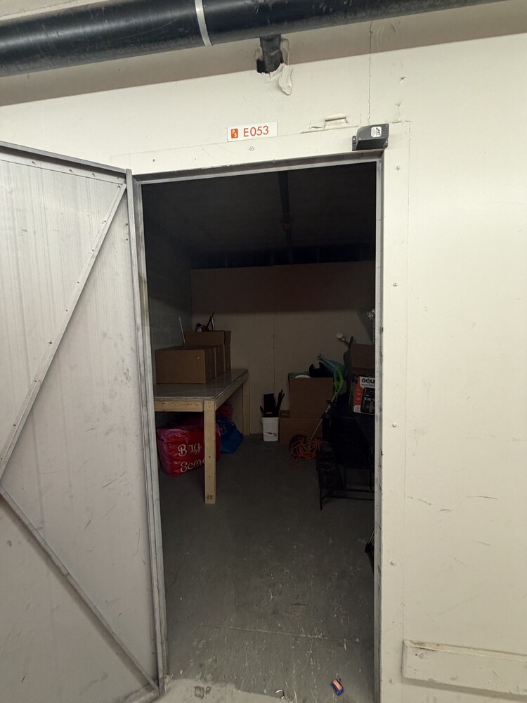 Public Storage P0017 -Derry Rd E  auction IB-7617 30