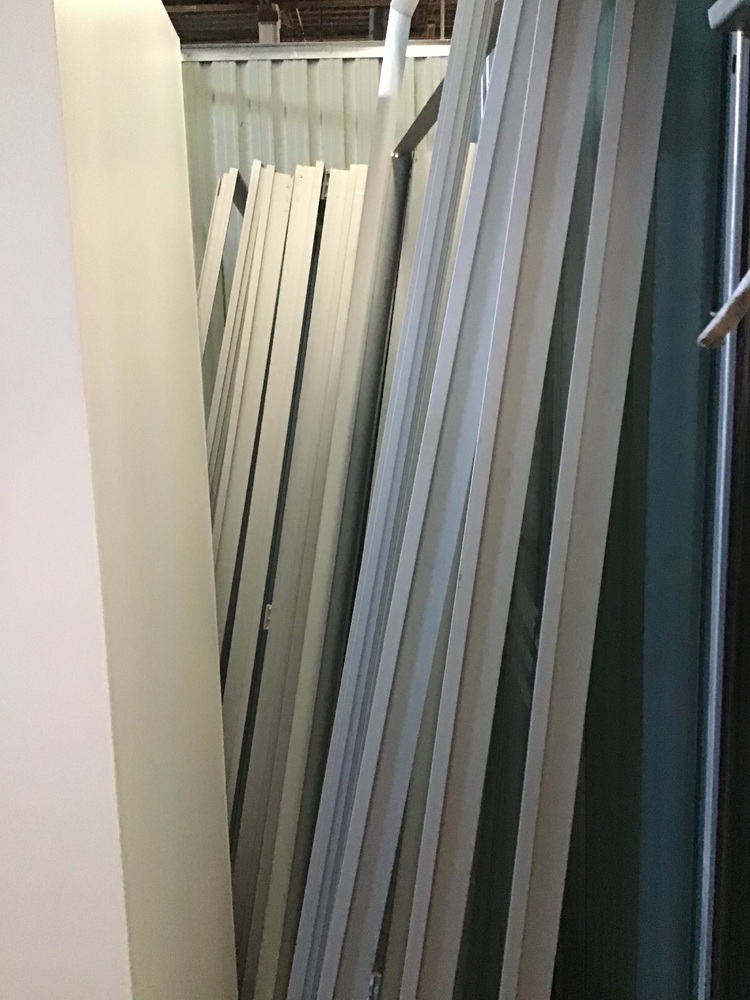 Montreal Mini-Storage - Jarry  auction IB-1704 60