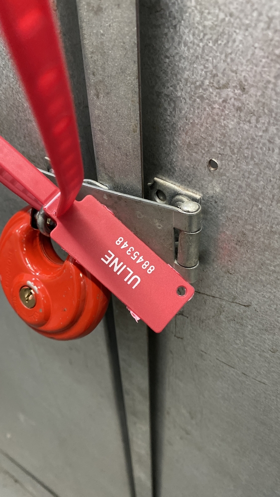 Montreal Mini-Storage - Jarry  auction IB-5724 70