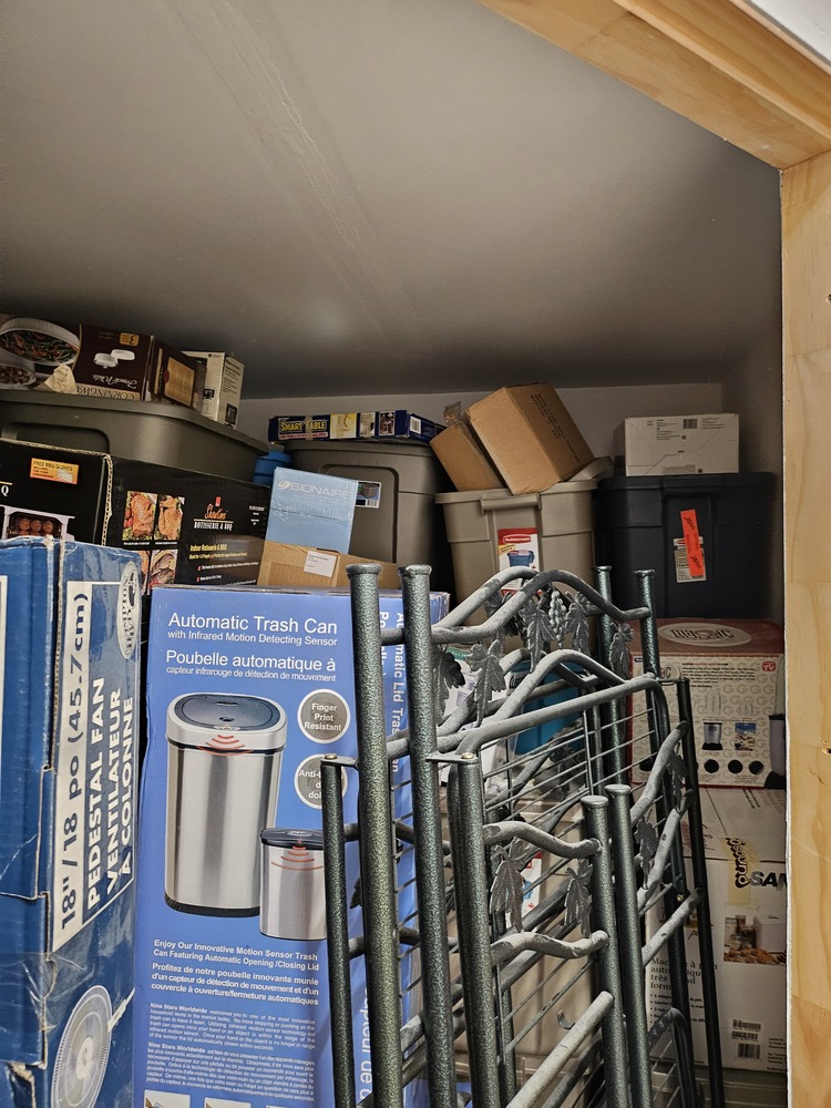 Burnaby Self Storage  auction IB-7673 20