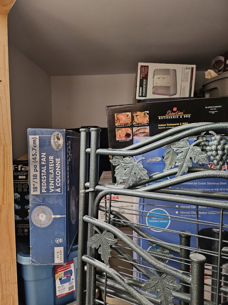 Burnaby Self Storage  auction IB-7673 30