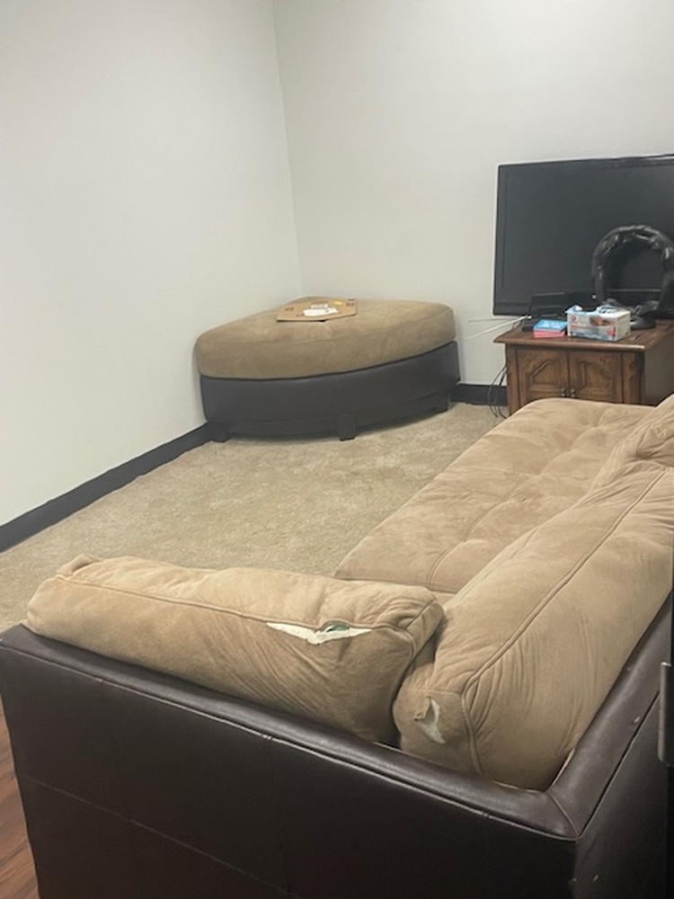 STORExpress - Turtle Creek   auction IB-8449 90