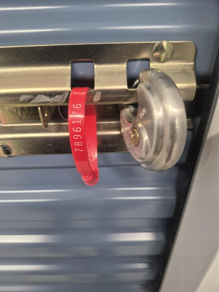 Self Stor - Toronto West  auction IB-7172 10