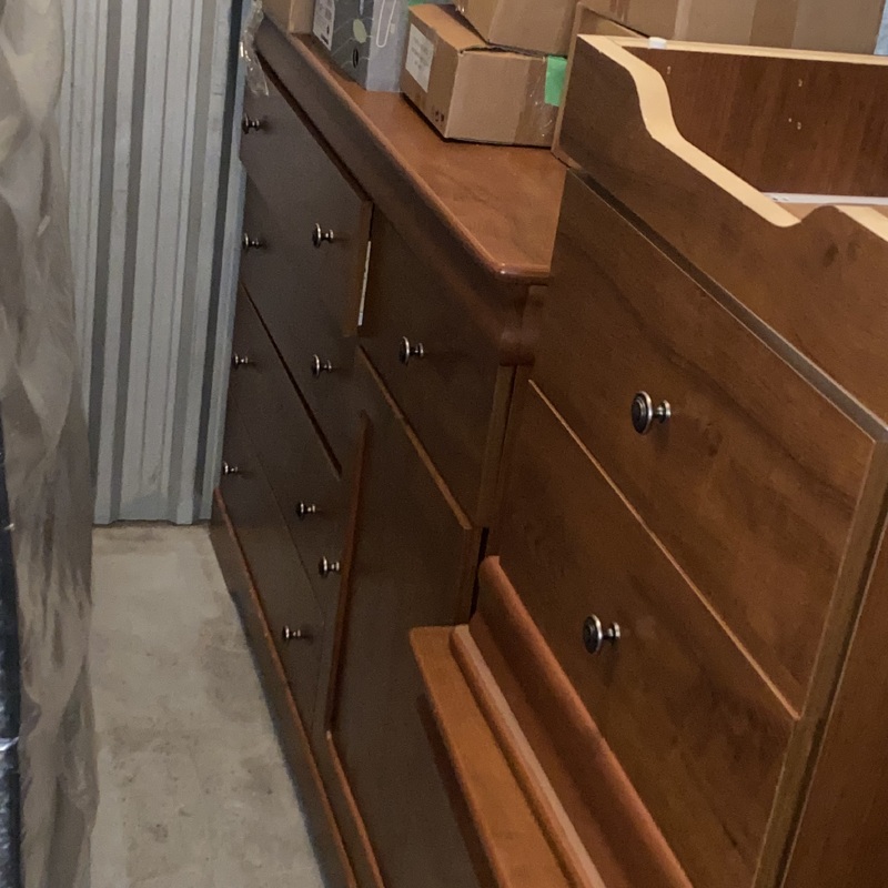 3105 - StorageMart Galvani Ste foy  auction IB-1741 10