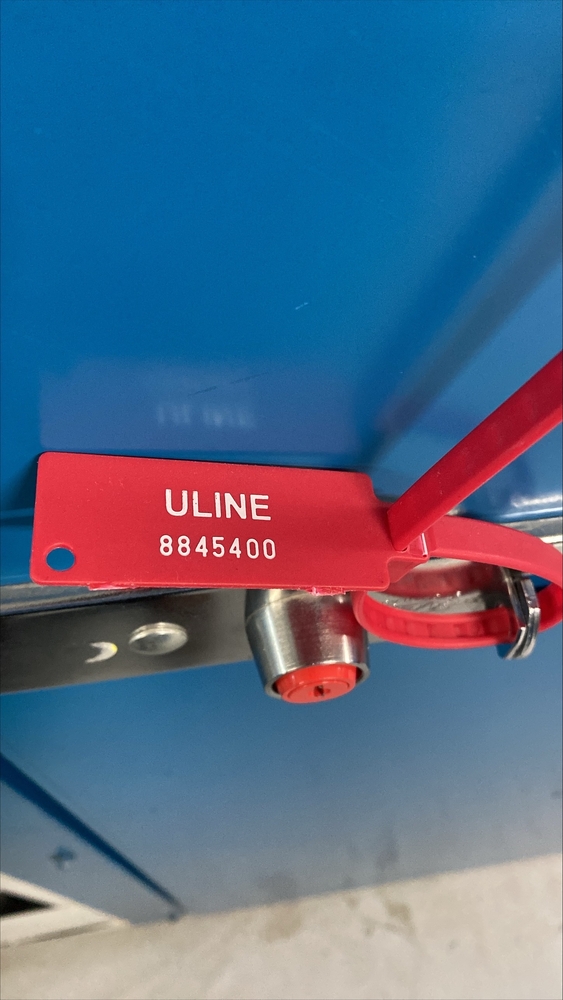 Montreal Mini-Storage - Metro  auction IB-4904