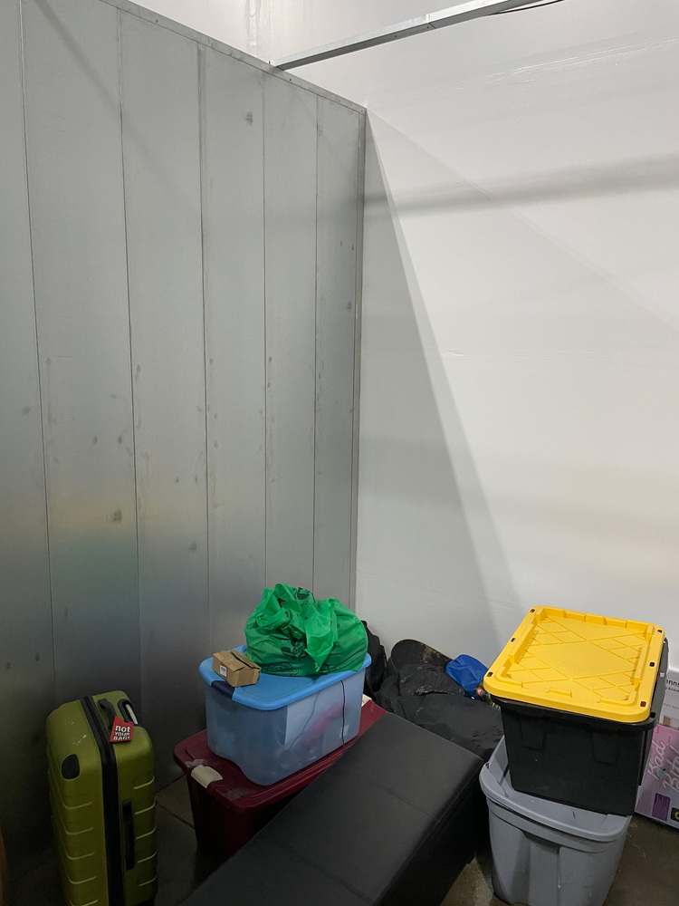 STORExpress - Slippery Rock  auction IB-2008 30