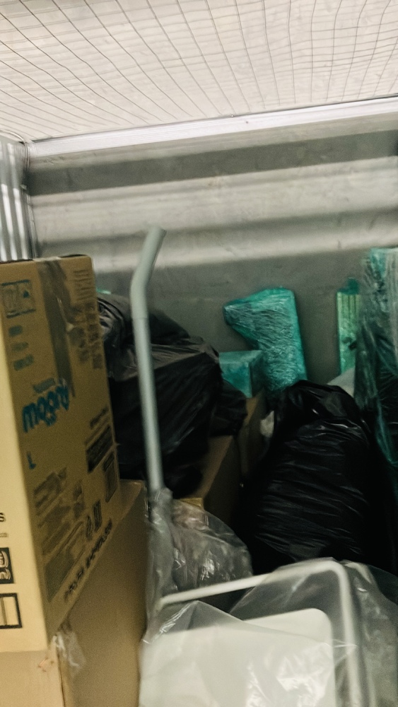 Advanced Self Storage  - New West  auction IB-4956 60