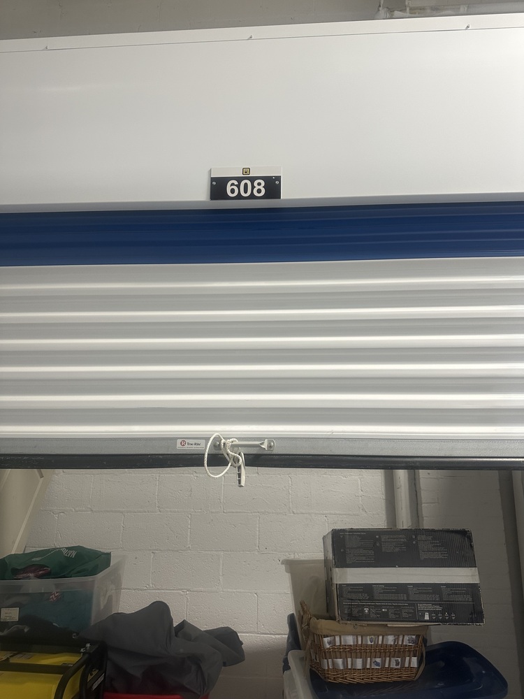 Q SELF STORAGE  auction IB-4905