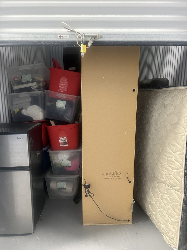 Q SELF STORAGE  auction IB-5718 20