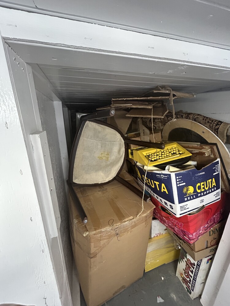 Storguard - Yaletown Mini Storage  auction IB-5667