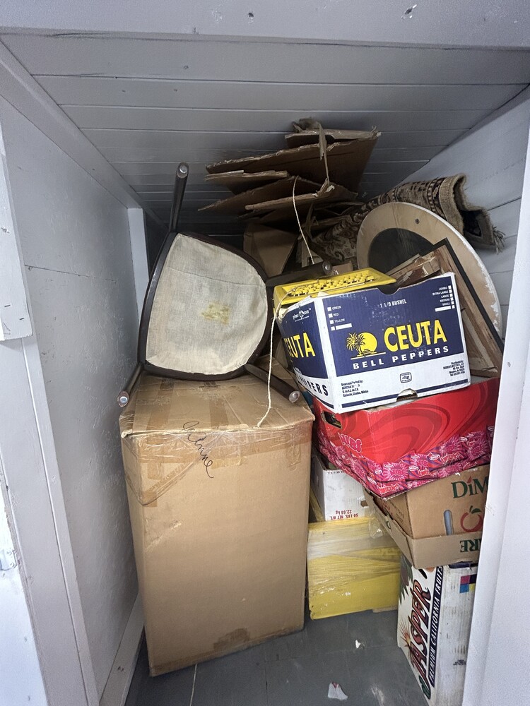 Storguard - Yaletown Mini Storage  auction IB-5667 10