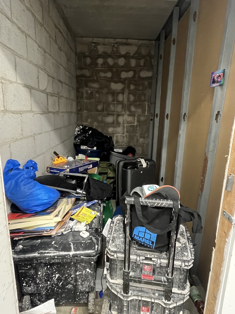 Public Storage P0007 - Arrow Rd  auction IB-8492 30